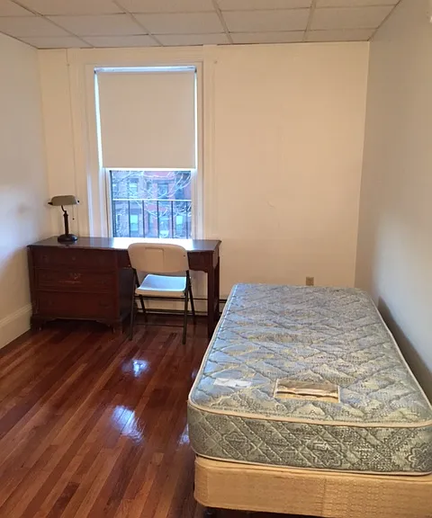 854 Beacon St #6 — Photo 1