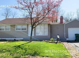 314 Lancashire Rd, Saint Louis, MO 63137