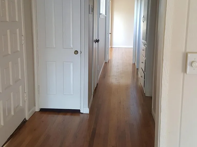 3811 Sunshine Ct — Photo 8