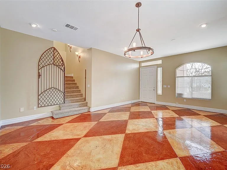 9462 Castillana Ct — Photo 6