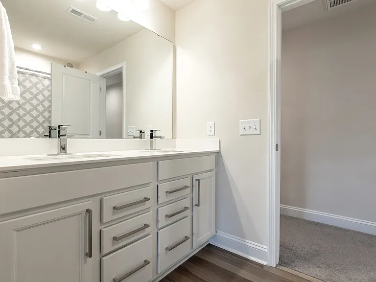 1134 Regions Blvd — Photo 14