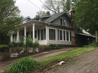 933 Poplar St, Poplar Bluff, MO 63901