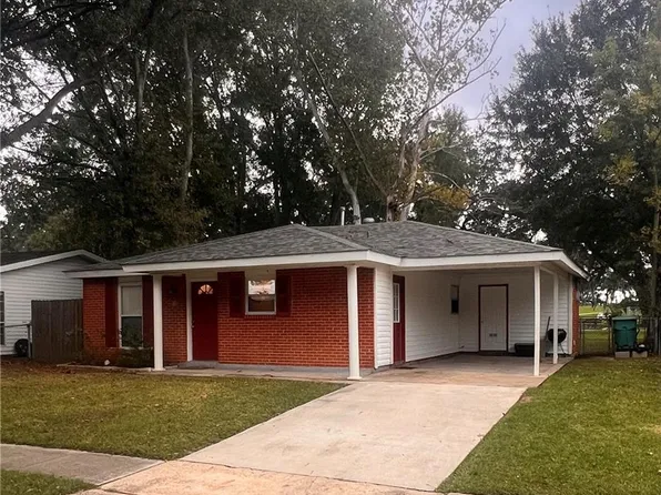 11 Helis Dr, Avondale, LA 70094