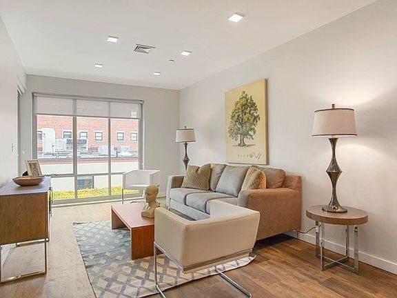 2nd image of 10 Essex St APT 505