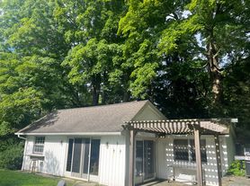 , Bedford, NY