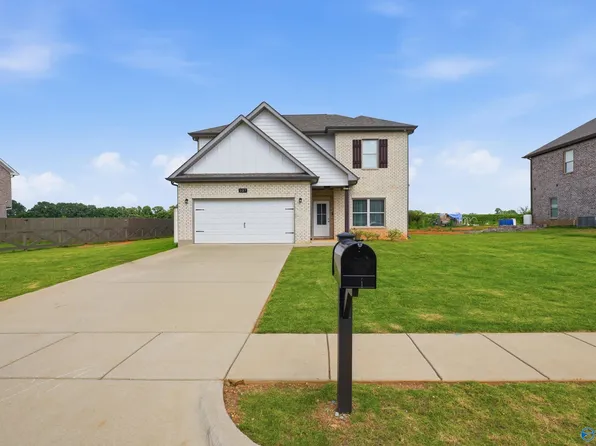 127 Flintlock Way, New Market, AL 35761
