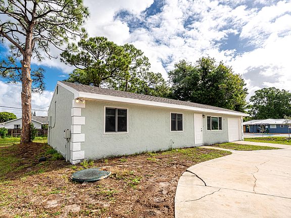 3rd image of 651 SE Port St Lucie Boulevard