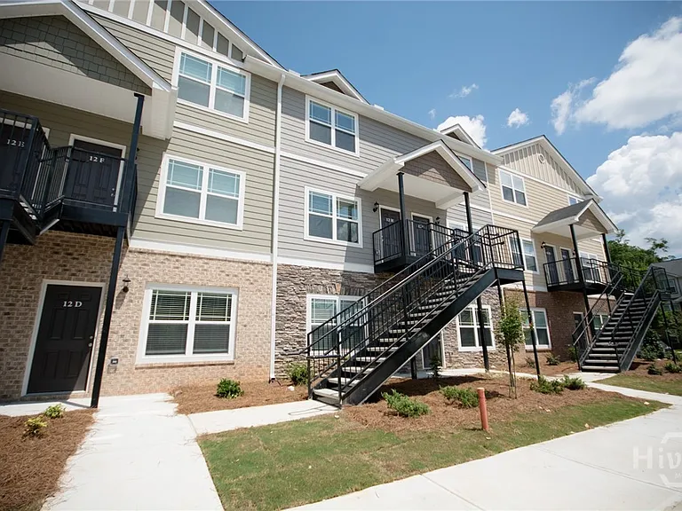 232 Epps Bridge Rd #13H — Photo 2