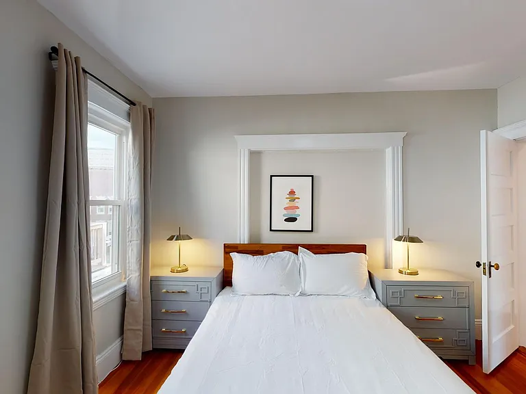 30 Roseclair St #1R — Photo 9