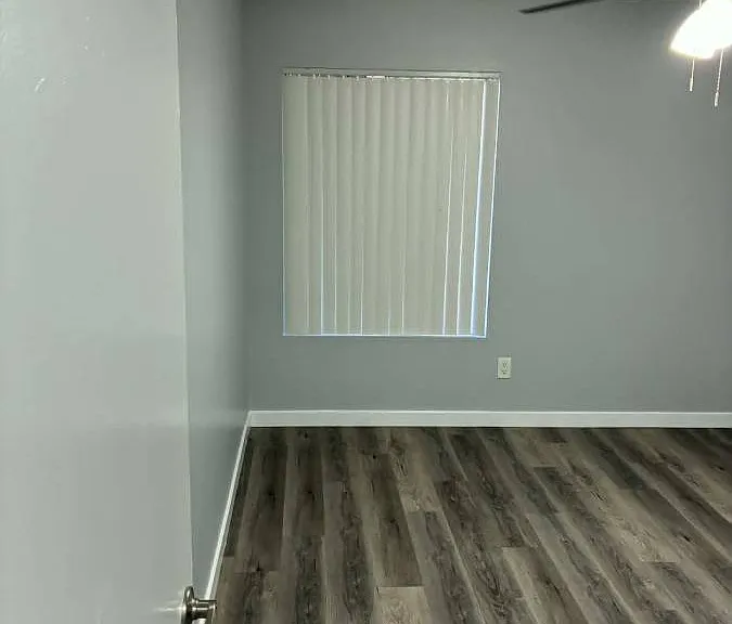1450 Hemlock Ave #F — Photo 14