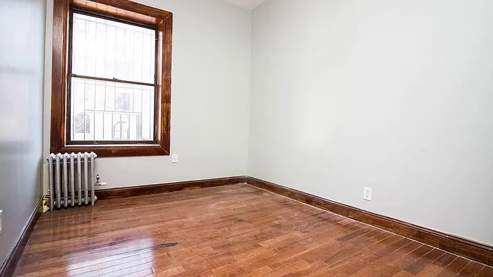 Rented by Compass | media 13