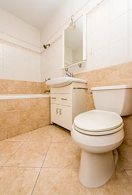 Rented by Nooklyn NYC LLC | media 53