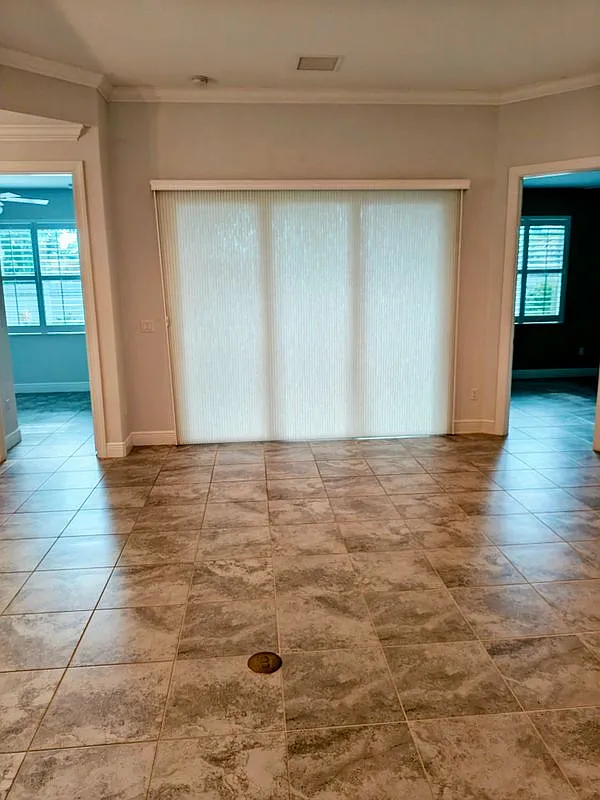 3 bed, 2.0 bath, 1604 sqft, $2,500 — Photo 3