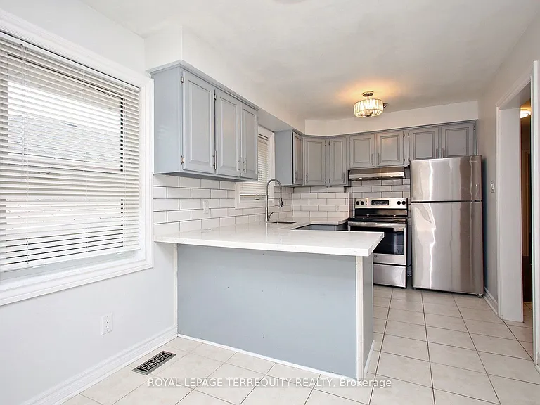 1 Barnes Cres — Photo 12