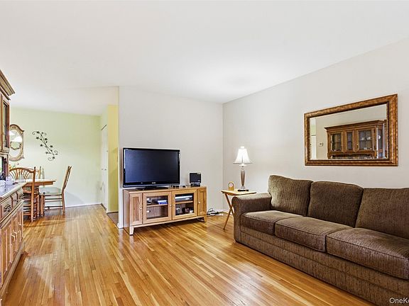 4th image of 100 Gateway Road #192N