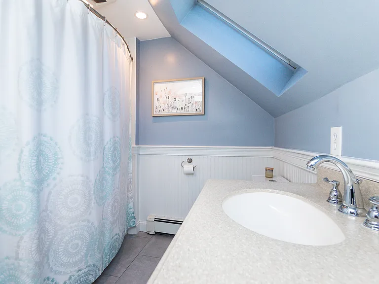 18 Highland Ave — Photo 21