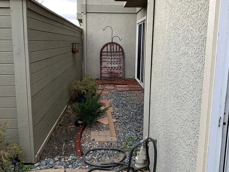 15766 Midwood Dr #4 — Photo 45
