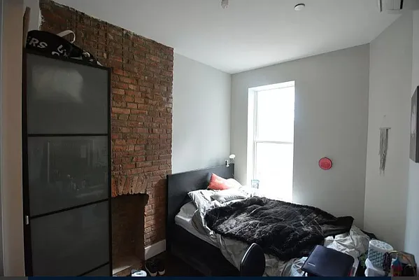 Rented by Zee Management LLC | media 21