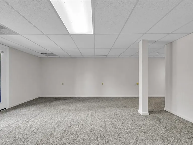 5480 Grace Ave — Photo 11