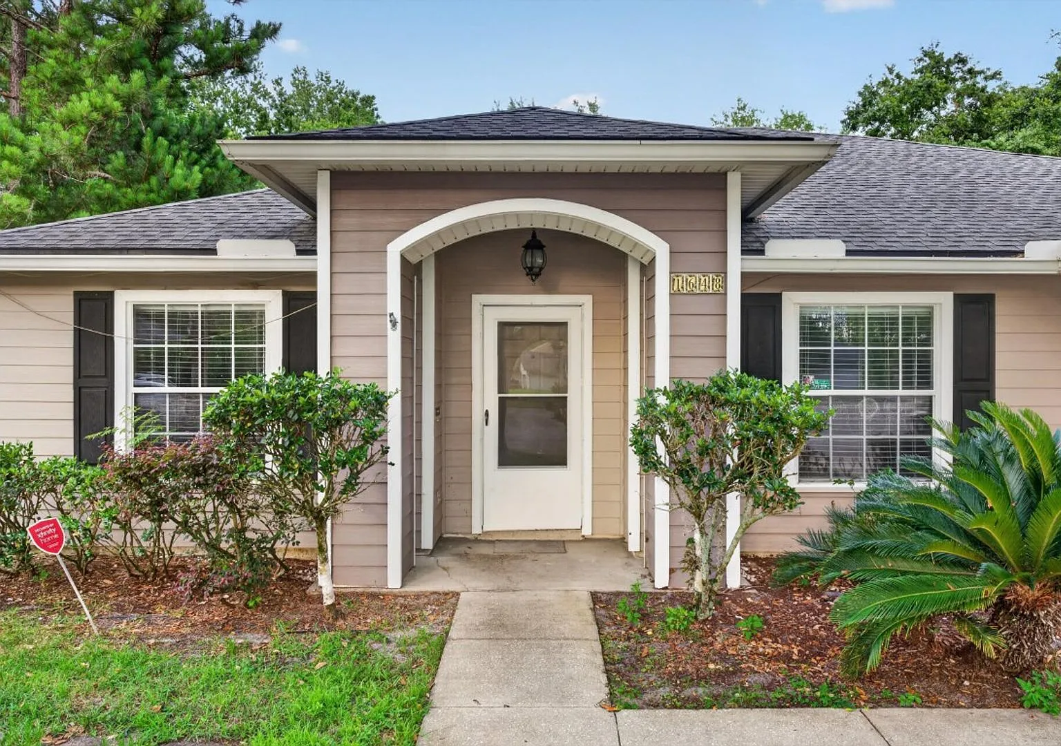 Middleburg Home with Office Space — Photo 3