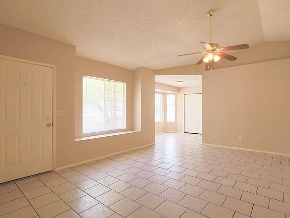 5th image of 8520 W Palm Ln Unit 1044