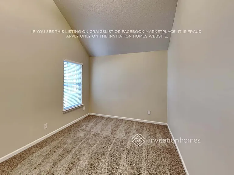 401 Legend Creek Point — Photo 15