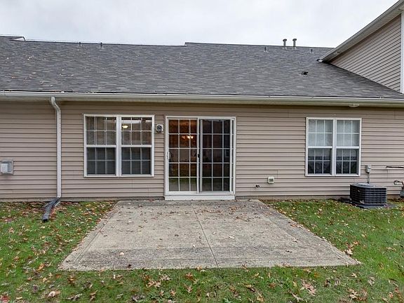 5th image of 6525 Bayside Dr Unit 34