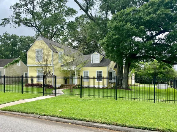 693 N 23rd St, Beaumont, TX 77706