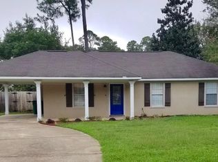 1132 Gum St, Ocean Springs, MS 39564