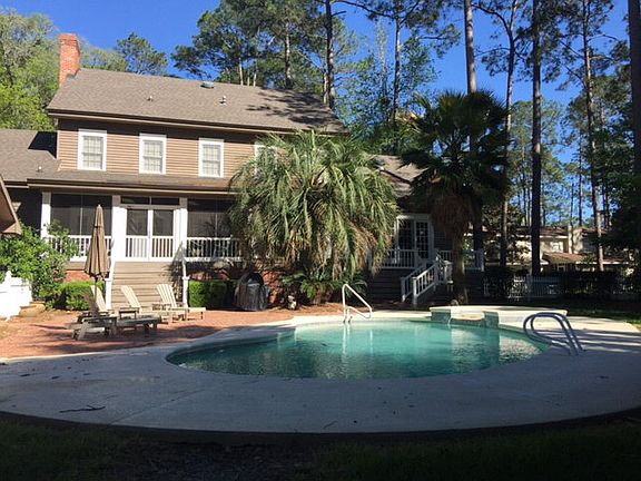 2nd image of 966 S Lakeshore Dr