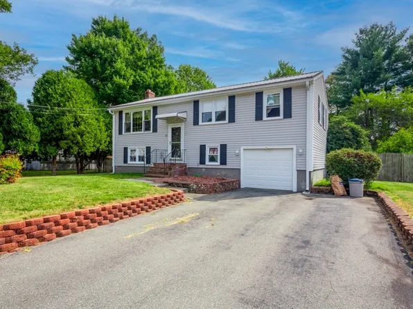 29 Theresa Rd, Brockton, MA 02302