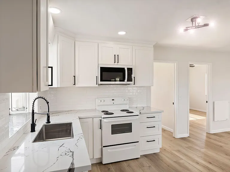 7143 Astoria St #1 — Photo 11