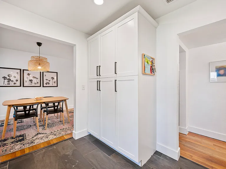 823 Eddy St — Photo 14