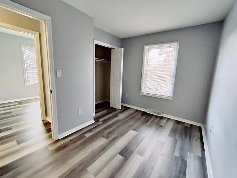3rd Bedroom (Upstairs)