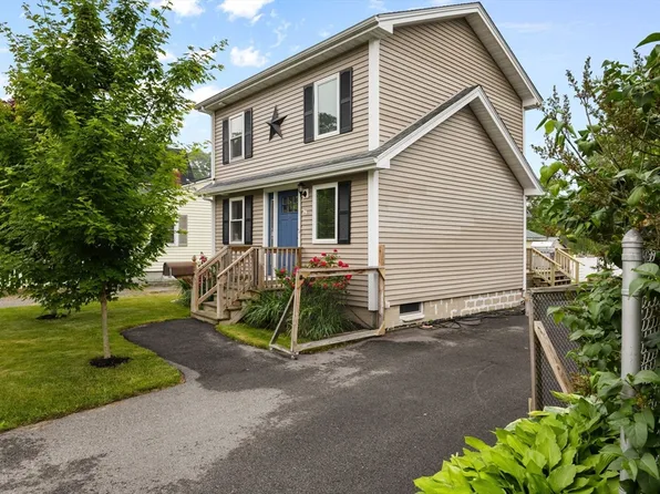 20 Green St, Taunton, MA 02780