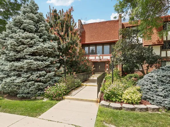 5253 North Lovers Lane ROAD #104, Milwaukee, WI 53225