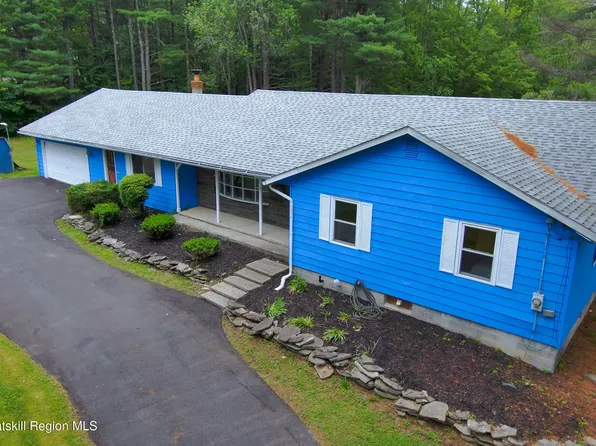 22 Elm Lane Extension, Greenville, NY 12083