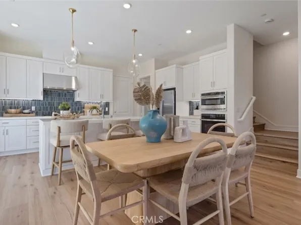 117 Dolores, Irvine, CA 92618
