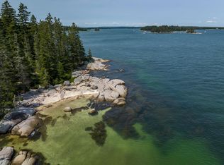 39 Yankee Maid Ln, Deer Isle, ME 04627