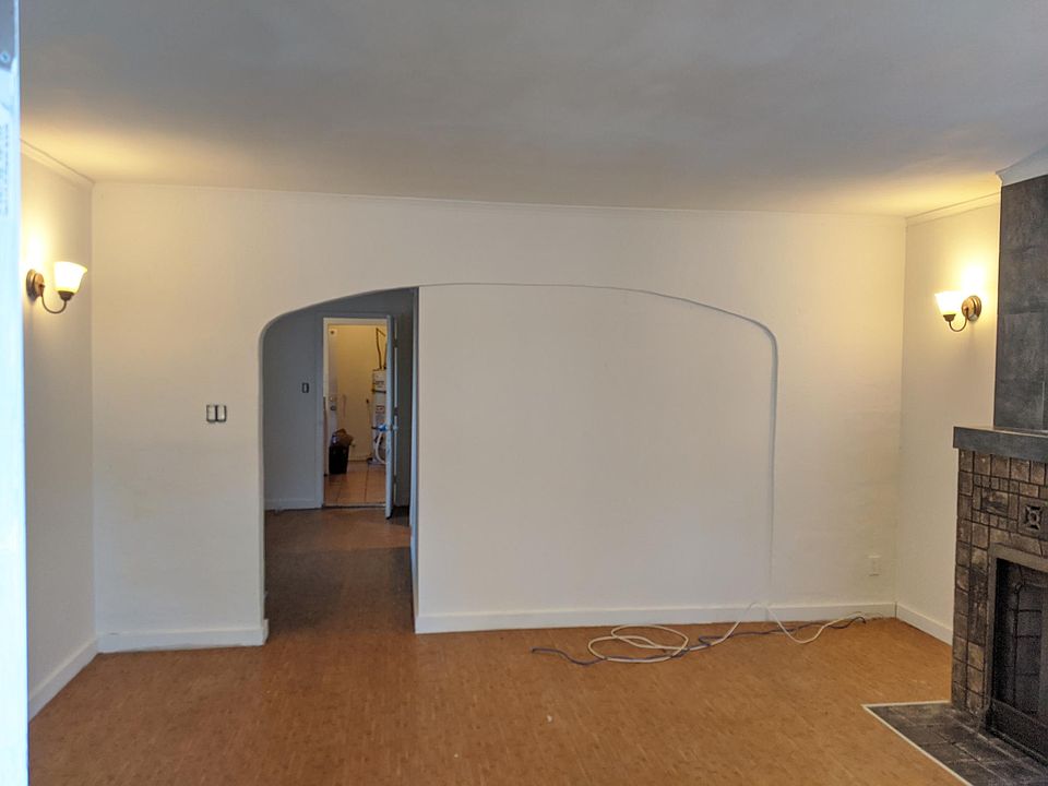 1st image of 4222 York Blvd
