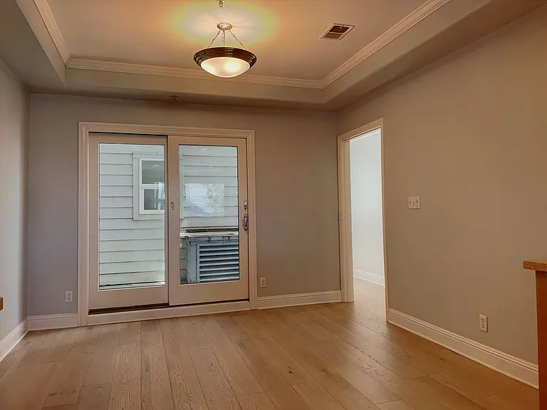 1115 Divisadero St #1 — Photo 13