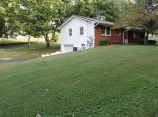 169 Hamilton Ave, Lenoir City, TN 37771