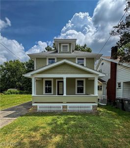 27 Manchester Ave, Youngstown, OH, 44509