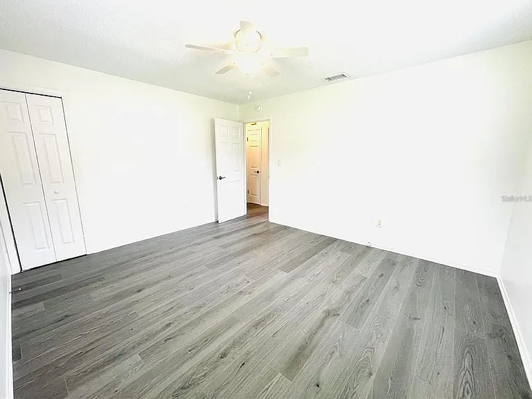 1509 Phyllis St — Photo 7