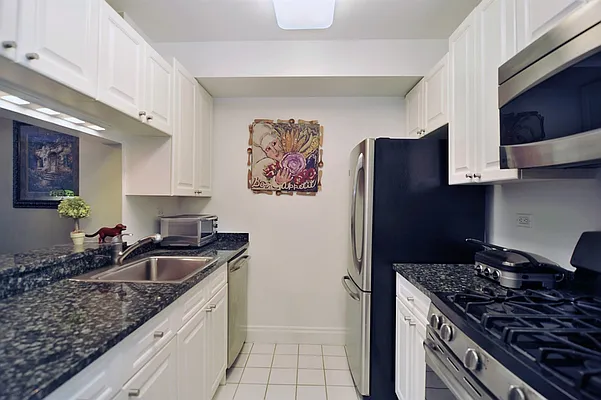 Rented by Corcoran | media 13