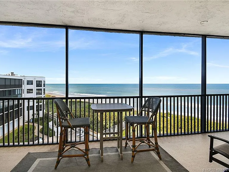 2375 NE Ocean Blvd #E402 — Photo 25
