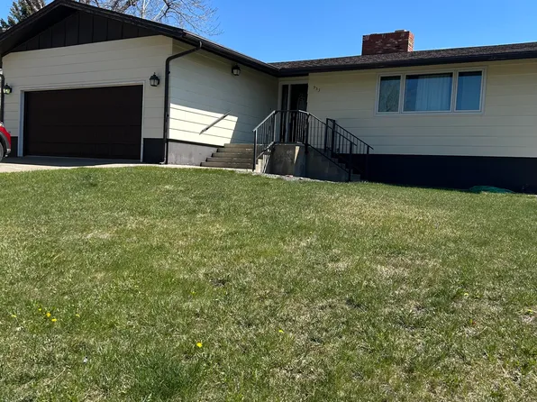 953 Boulevard Ave, Havre, MT 59501