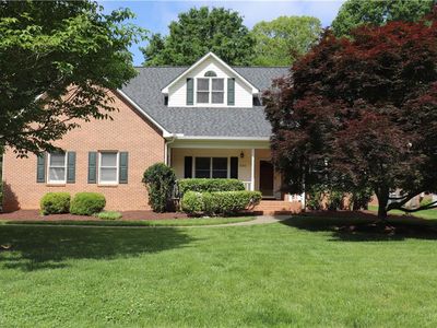 2686 Amesbury Rd, Winston Salem, NC, 27103