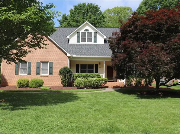2686 Amesbury Rd, Winston Salem, NC 27103