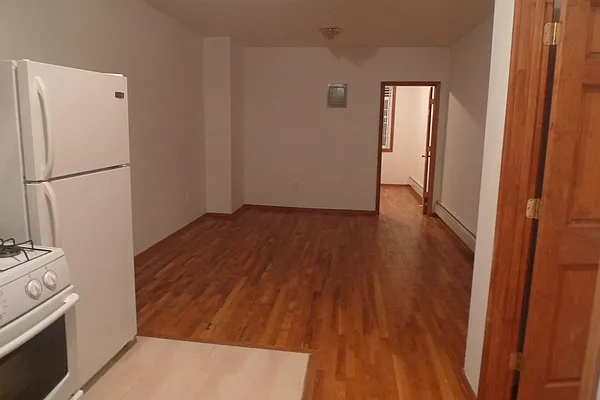 Rented by Level Group | media 19